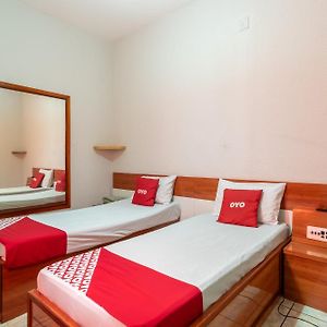 Habitación con 2 Camas Individuales